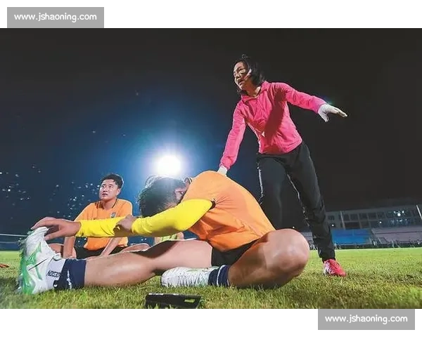 朱艺揭秘!20 岁亚泰前锋巴特苏超倒钩创历史