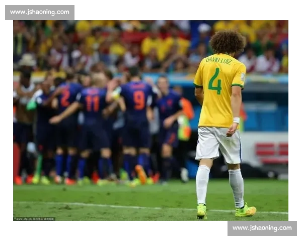 土伦杯季军赛半场：亚历山大 - 林格瓦拉对轰 墨西哥 U20 暂 1-1 丹麦 U20